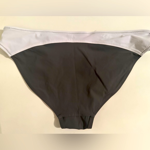 Athleta Color-block Swim Set - Picture 9 of 11